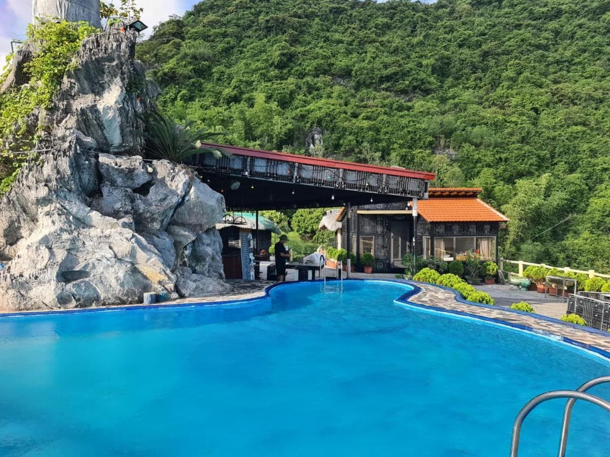 Cat Ba Mountain View Bed & Breakfast